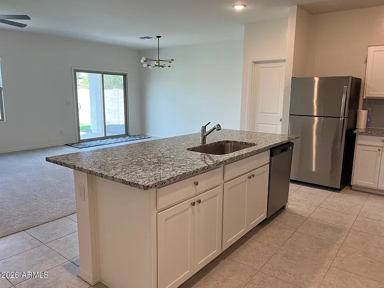 4422 N 100th Dr — Photo 6