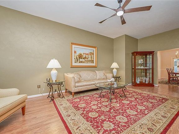 4th image of 239 Darrington Ct