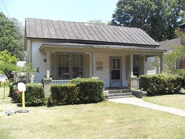 1st image of 923 Columbia Ave