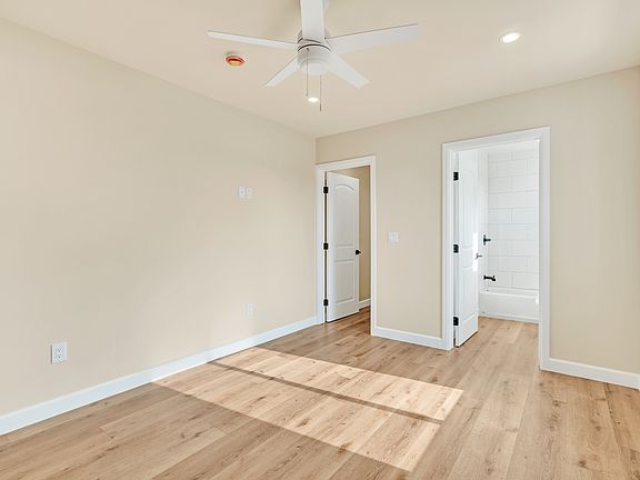 5th image of 4356 Maury Ave #A