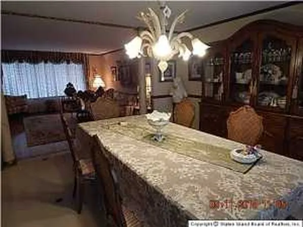 108 Rensselaer Avenue image 1 of 9