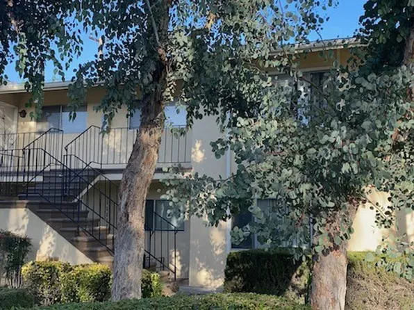 Sumac Oasis, 1747 W Sumac Ln #2B-1Ba-850Sqft, Anaheim, CA 92804