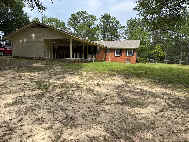 10227 Old Highway 63 S — Photo 21