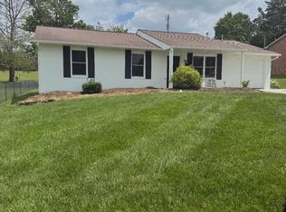 5709 Joseph Dr, Knoxville, TN 37918