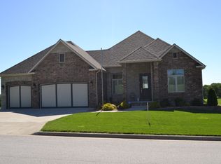 1293 S Amber Ridge Dr, Nixa, MO 65714