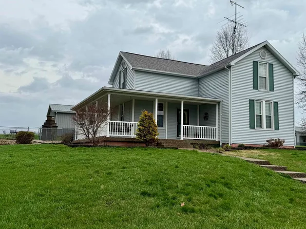 8203 E Schnellville Rd, Birdseye, IN 47513