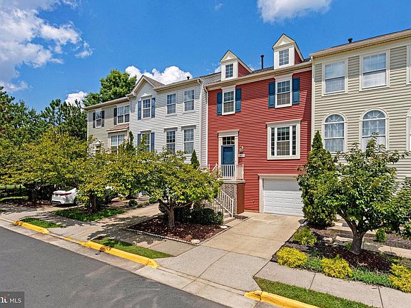 3rd image of 2455 Fox Stream Ln