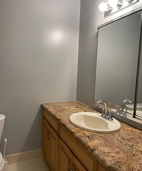 11 Sturbridge Ln — Photo 14