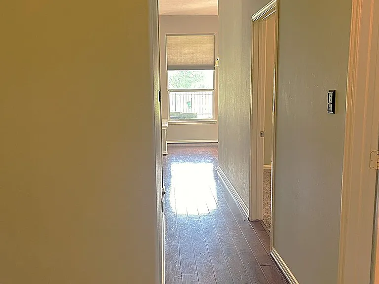 18718 Walden Forest Dr — Photo 21