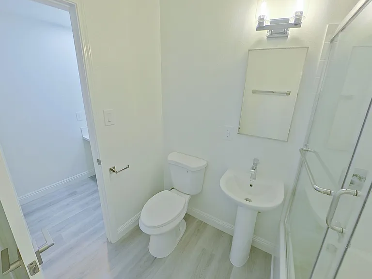 Olivewood Apartments | by Vanguard Property Group — Photo 28