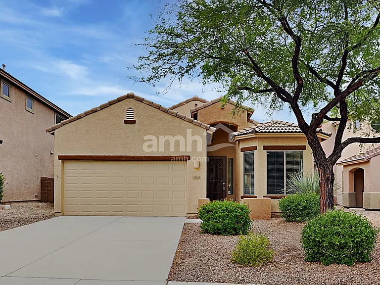 12924 N Carlsbad Pl — Photo 1