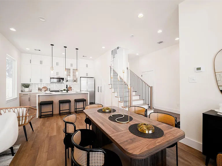 8907 Knoll Branch Dr — Photo 7