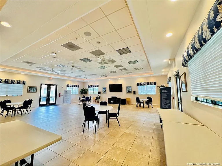 7430 S Ocean Dr #220 — Photo 55