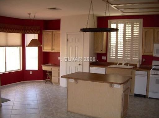 5th image of 2062 High Mesa Dr