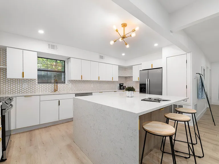 8328 Barbaree Blvd — Photo 6