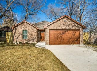 8352 Sussex St, White Settlement, TX 76108