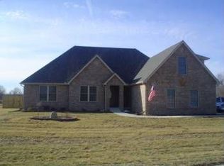 1886 Oakridge Pkwy, Terre Haute, IN