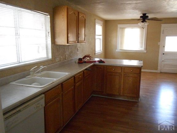 3rd image of 1801 E 10th St