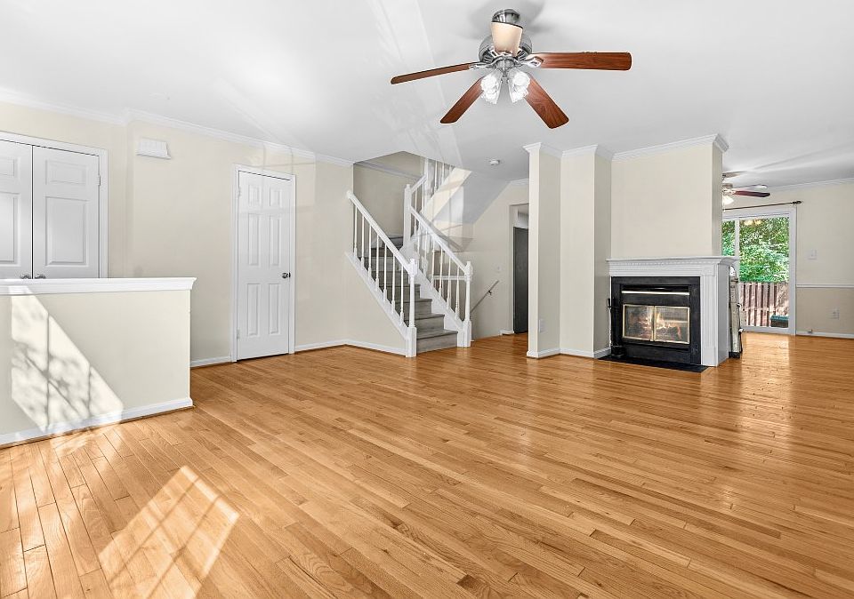 1st image of 6016 Rockton Ct #A