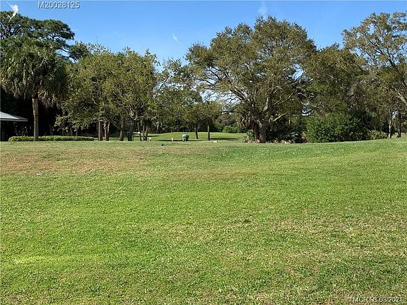 3rd image of 2537 SW Egret Pond Cir