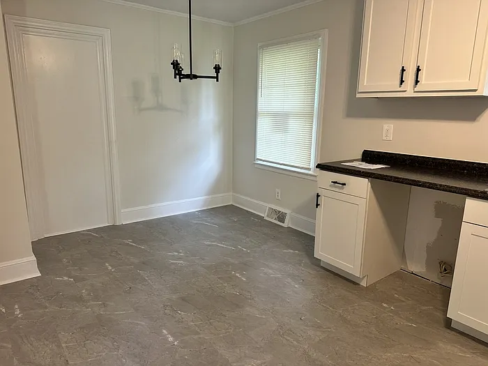 1300 Westwood St — Photo 7