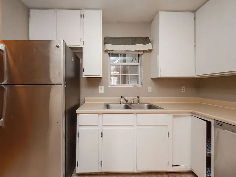 720 City Park Ave #D415 — Photo 7
