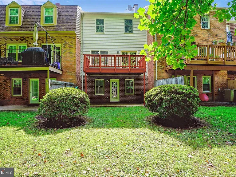 7768 Heatherton Ln #7768 — Photo 3