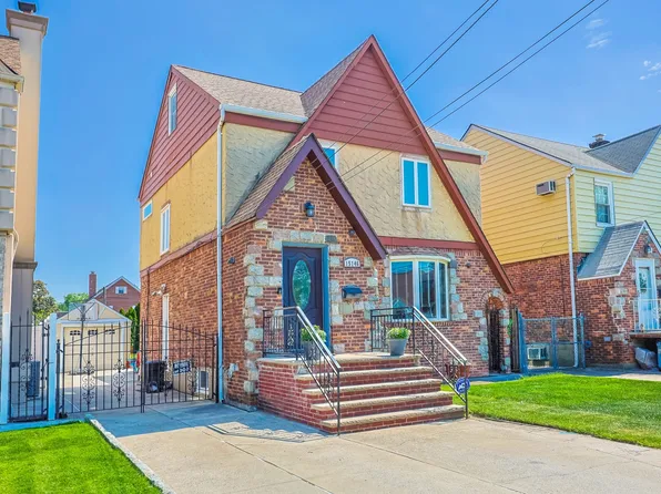 15146 10th Ave, Whitestone, NY 11357