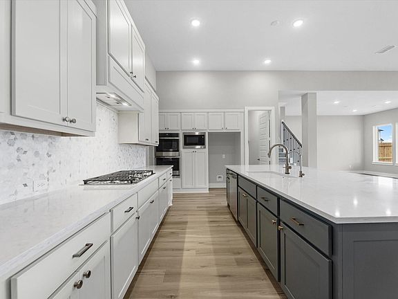 4th image of 8031 Sunny Rdg