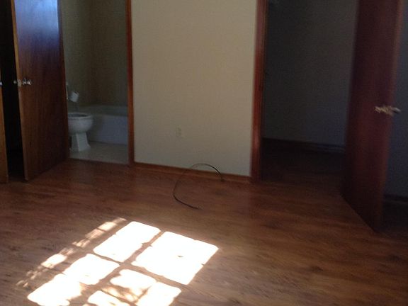 Master BR , BR, & walk-in closet