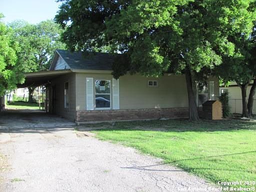 1st image of 215 Cravens Ave