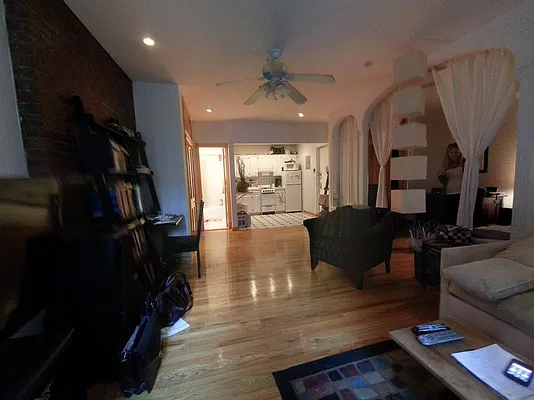 Rented by America Mecca Realty LLC | media 16