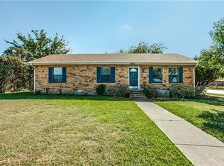 4201 Arborcrest Dr, Balch Springs, TX 75180