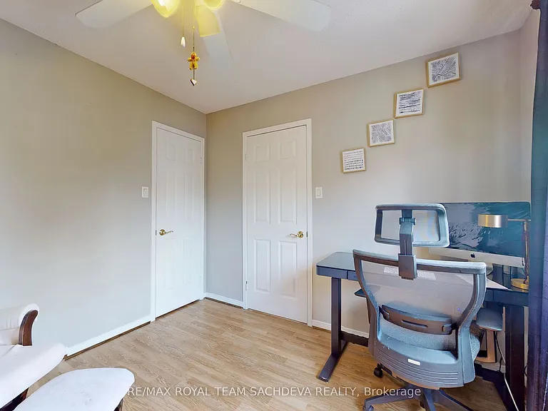1614 Melman St — Photo 36