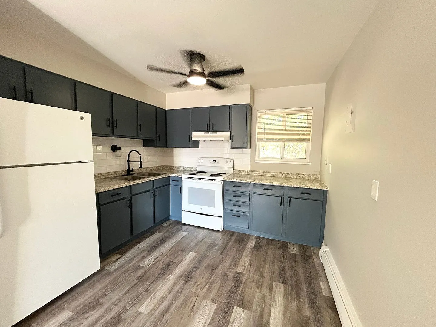 322 Bonnie Court — Photo 4