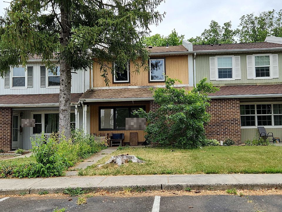 2nd image of 285 Johnson Ln