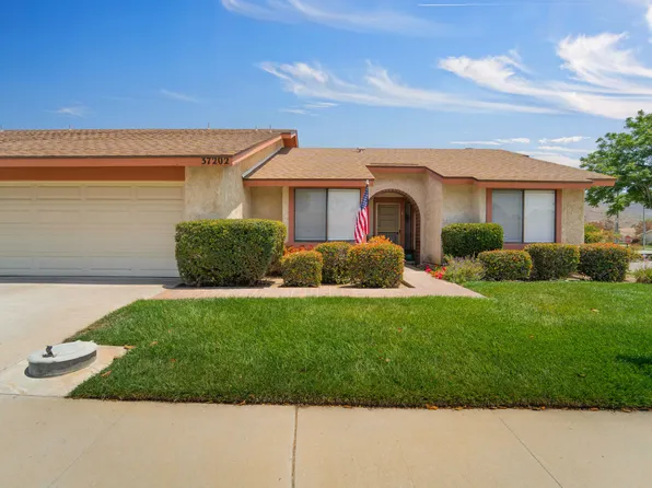 37202 Village 37, Camarillo, CA 93012