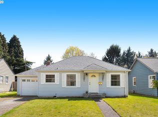 9216 SE Yamhill St, Portland, OR