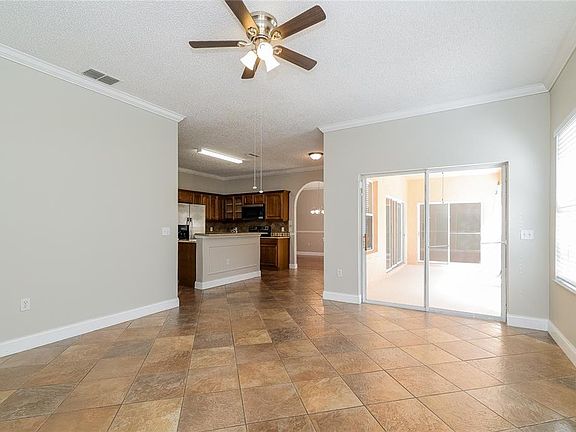 4th image of 204 TARANTO WAY