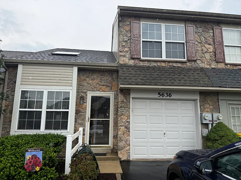 5636 Stonecroft Ln — Photo 2