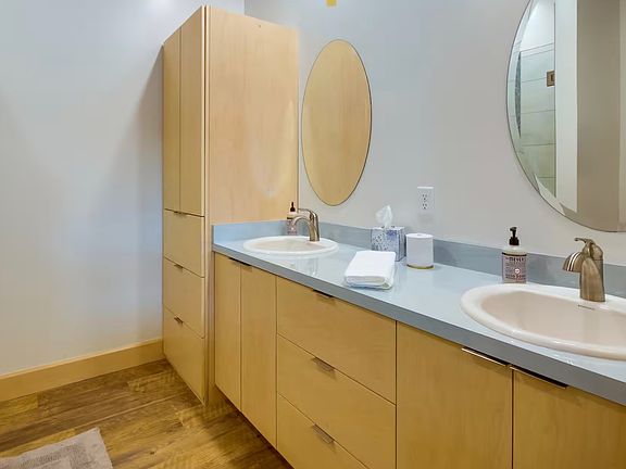 3rd image of 16 S Washington St #1
