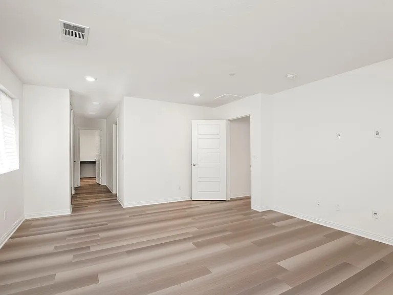 2522 Blackbird Gln — Photo 28