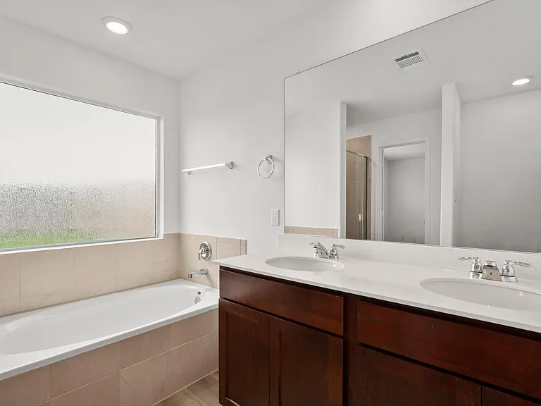 103 Brushy Creek Dr — Photo 16