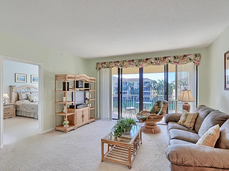 800 Uno Lago Dr #305 — Photo 19