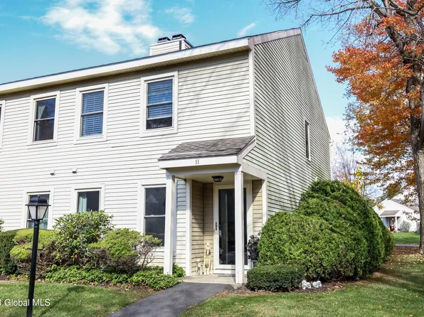 11 Putnam Court, Clifton Park, NY 12065