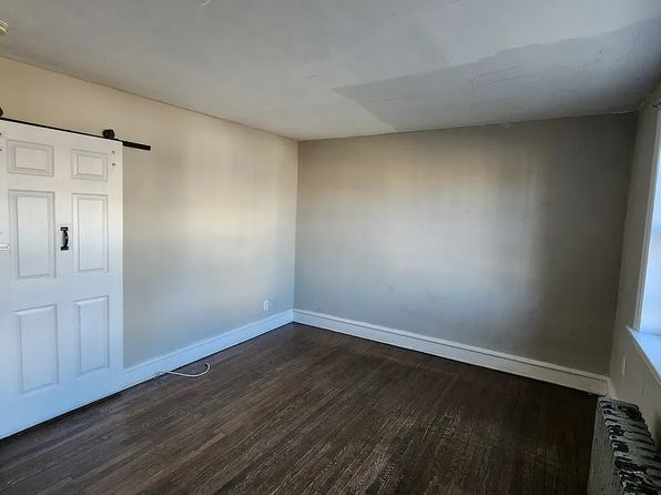 718 W Maple Ave APT B