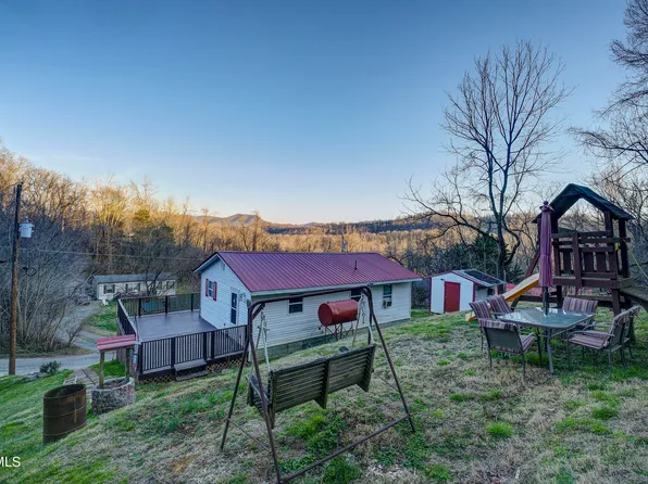 181 Jackson Ave, Elizabethton, TN 37643