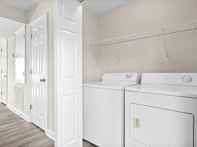 2 Bedroom Pet Friendly Townhome For Rent in Sango! — Photo 34