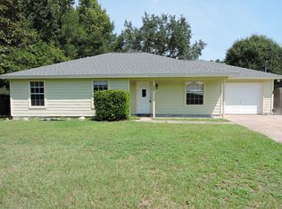 215 Grand Prix Dr, Crestview, FL 32536