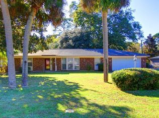 393 Hunt Dr, Savannah, GA 31406